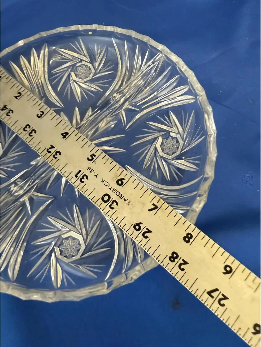 4 Divided Sections Nut/Candy/Relish Dish-7.75” diam Pinwheel Pattern Crystal